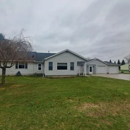 Buy this 3 bed house on East Michigan Street in Farwell, Surrey Township