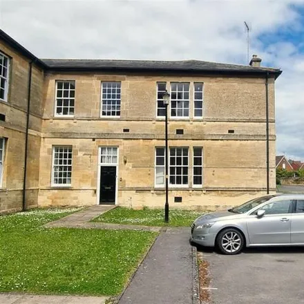Buy this 3 bed townhouse on Burnham Court in Devizes, Wiltshire