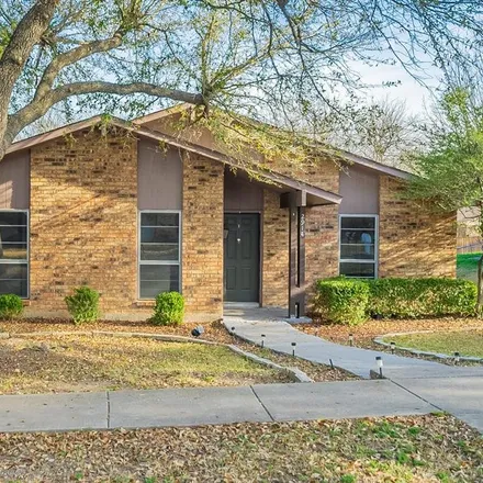 Buy this 3 bed house on 2914 Branch Oaks Drive in Garland, TX 75043