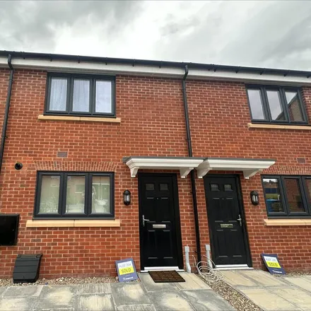 Image 1 - Regan Road, Derby, DE24 8YB, United Kingdom - Townhouse for rent