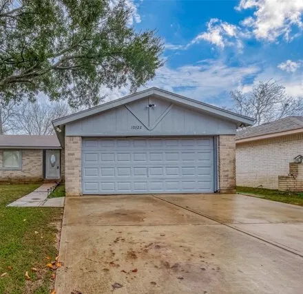 Rent this 3 bed house on 10322 Clarktower Ln in Sugar Land, Texas