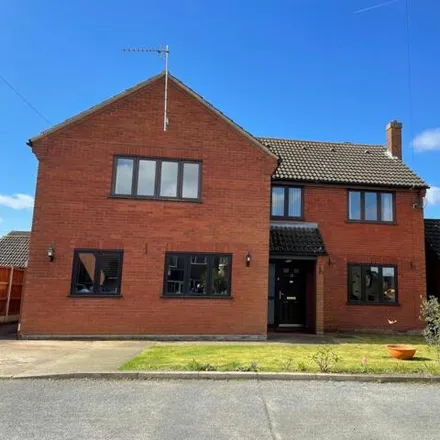 Buy this 5 bed house on 12 Maple Drive in Norwich, NR2 4DG