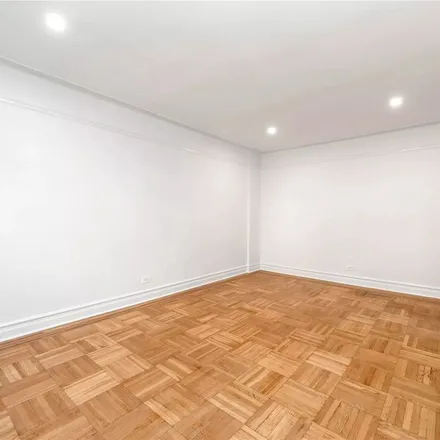 Image 3 - 140-39 34th Avenue, New York, NY 11354, USA - Apartment for rent