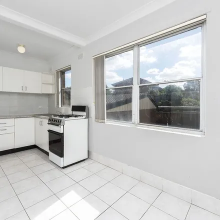 Image 6 - Marlene Crescent, Greenacre NSW 2136, Australia - Apartment for rent