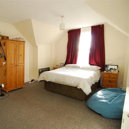 Rent this 2 bed apartment on 18 Lockyer Road in Plymouth, PL3 4RL