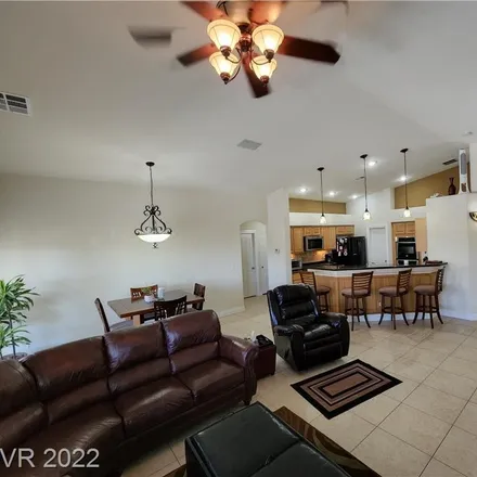 Image 8 - 4709 Nantucket Clipper Drive, North Las Vegas, NV 89031, USA - House for sale