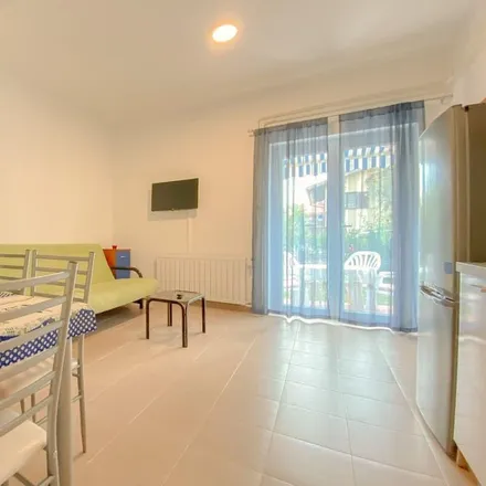 Image 4 - 52466 Grad Novigrad, Croatia - Apartment for rent