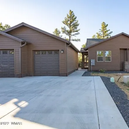 Rent this 3 bed house on 2941 West Villa Loop in Show Low, AZ 85901