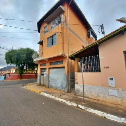 Buy this 3 bed house on Avenida Nicolau Cezarino in Jardim Europa, Extrema - MG
