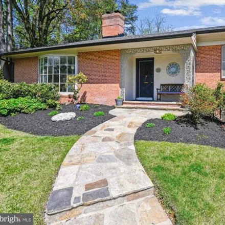 Image 4 - 111 Yorkleigh Road, Towson, MD 21204, USA - House for sale