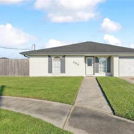Buy this 3 bed house on 3200 Charles Court in Chalmette, LA 70043