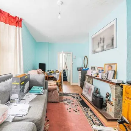 Image 2 - 135 Seymour Road, London, N8 0BH, United Kingdom - Townhouse for sale
