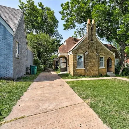 Buy this studio duplex on 2342 West Park Place in Oklahoma City, OK 73107