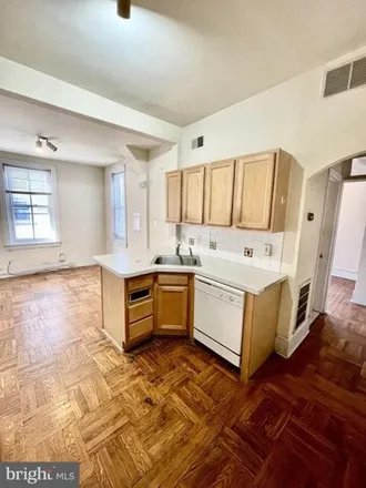 Image 3 - 4253 Ridge Avenue, Philadelphia, PA 19129, USA - Apartment for rent