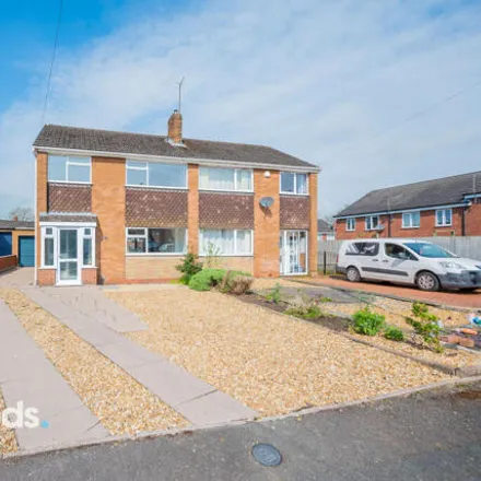 Buy this 3 bed duplex on Greenock Close in Newcastle-under-Lyme, ST5 2LB
