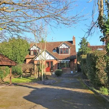 Image 1 - Oakwood Avenue, New Milton, BH25 5AS, United Kingdom - House for sale