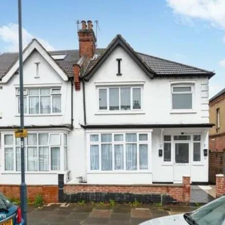Buy this 3 bed duplex on Gladstone Park Gardens in Dudden Hill, London