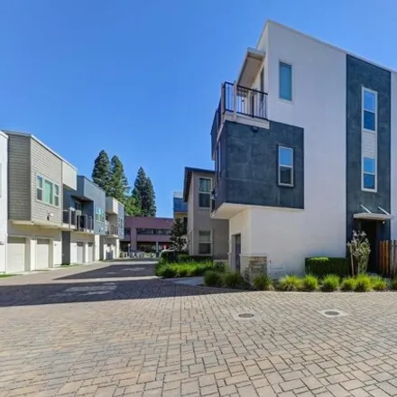 Buy this 2 bed condo on 320 1st Avenue in Sacramento, CA 95818