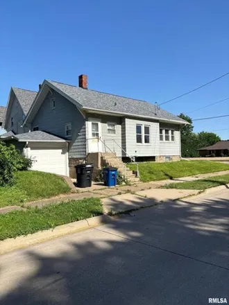 Image 3 - 1838 Avenue Of The Cities Ave, Moline, Illinois, 61265 - House for sale