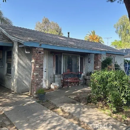 Image 7 - Alley 87558, Los Angeles, CA 91328, USA - House for sale