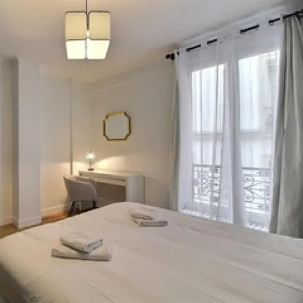 Image 2 - 20 Rue Saint-Lazare, 75009 Paris, France - Apartment for rent