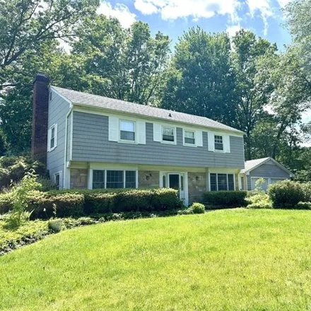 Image 2 - 36 Shelbourne Ln, Stony Brook, New York, 11790 - House for sale