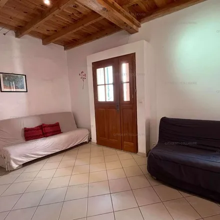 Rent this 3 bed apartment on Collioure in Château de la Rocasse, Rue Aristide Maillol