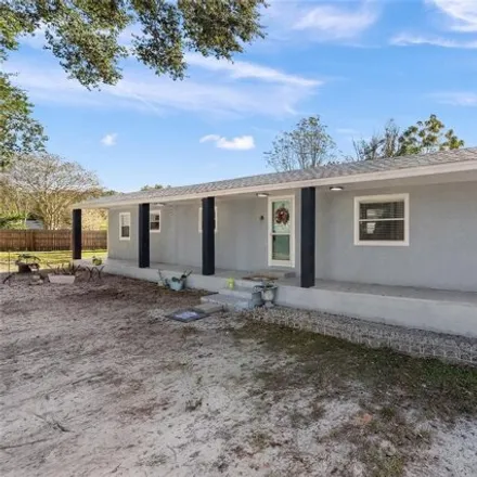 Buy this studio apartment on 4014 Southeast 135th Lane in Marion County, FL 34491