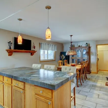 Image 8 - 126 Shawnee Road, Sky View Acres, Scott Township, PA 17815, USA - House for sale