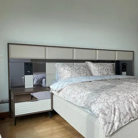 Rent this 2 bed apartment on 34360 Şişli
