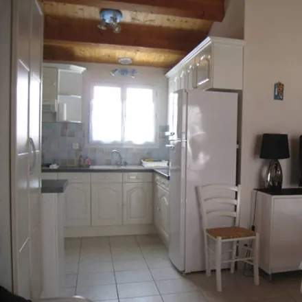 Rent this 2 bed house on 85740 L'Épine