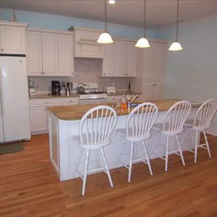 Image 6 - 11 East 35th Street, Long Beach Township, Ocean County, NJ 08008, USA - Apartment for rent