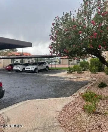 Image 4 - North Thunderbird Drive, Glendale, AZ 85304, USA - Apartment for sale