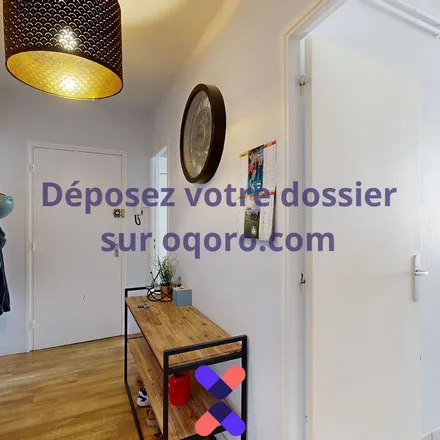 Rent this 3 bed apartment on Angulus Ridet in Rue Jeanne d'Arc, 64000 Pau