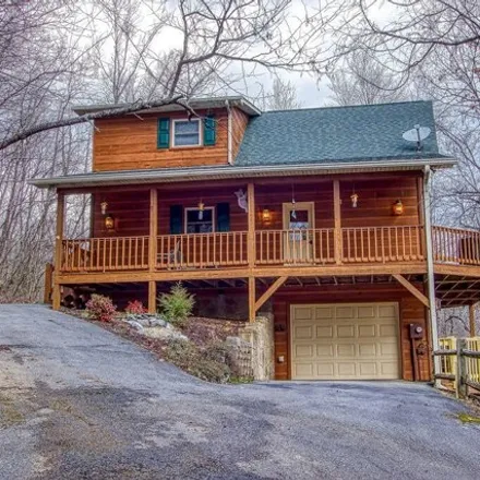 Buy this 2 bed house on 3414 Quail Way in Sevierville, Tennessee