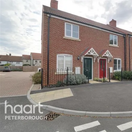 Rent this 2 bed townhouse on Park Lane in Donington, PE11 4UE