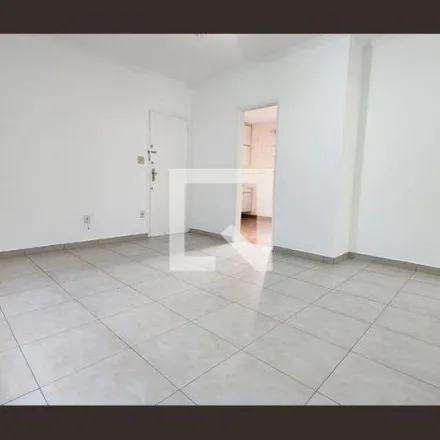 Rent this 3 bed apartment on Conselho Regional de Odontologia do Estado de São Paulo - Seccional Santos in Avenida Marechal Deodoro 71, Gonzaga