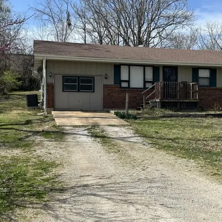 Buy this 3 bed house on 1183 Columbus Street in West Plains, MO 65775