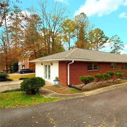 Image 1 - North Druid Hills Road Northeast, Brookhaven, GA 30329, USA - House for rent