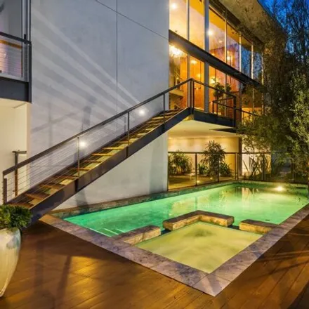 Image 3 - 2223 Bowmont Drive, Los Angeles, CA 90210, USA - House for sale