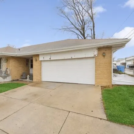 Buy this 3 bed house on 7655 West Palatine Avenue in Chicago, IL 60631