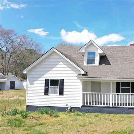 Buy this 4 bed house on 515 South Pine Lane in Wadesboro, NC 28170