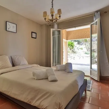 Rent this 6 bed house on 83350 Ramatuelle
