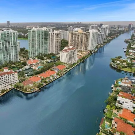 Buy this 2 bed condo on 19955 Northeast 199th Terrace in Aventura, FL 33180