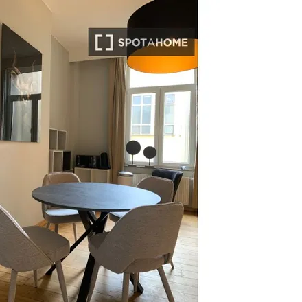 Rent this 1 bed apartment on Square Ambiorix - Ambiorixsquare 18 in 1000 Brussels, Belgium
