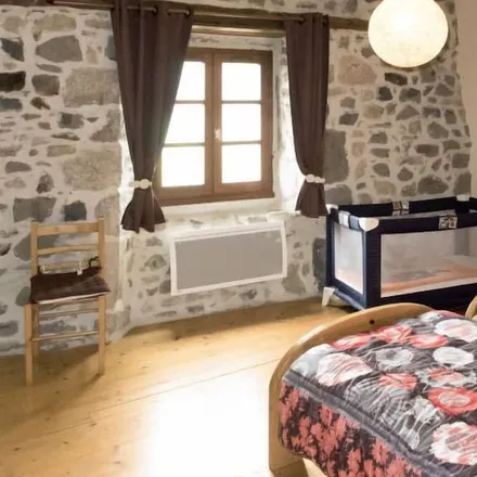 Rent this 3 bed house on 43500 Saint-Julien-d'Ance