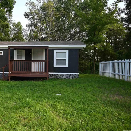 Buy this 1 bed house on Doolittle Drive in Burlington, Boone County