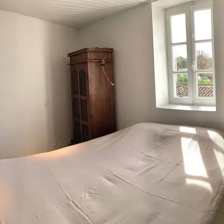 Rent this 6 bed house on 17580 Le Bois-Plage-en-Ré