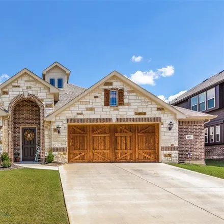Buy this 4 bed house on 947 Sandy Hill Road in Burleson, TX 76028