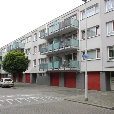 Rent this 3 bed apartment on Slaghaam 8 in 3192 HH Hoogvliet, Netherlands